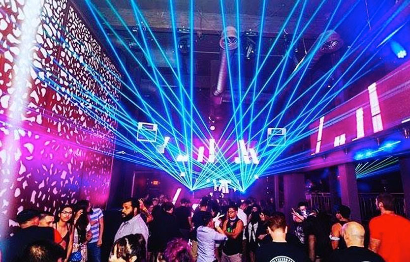 EPIC SATURDAYS @ THE CIRCLE OC 18+ / NEON WONDERLAND / EVERYONE FREE